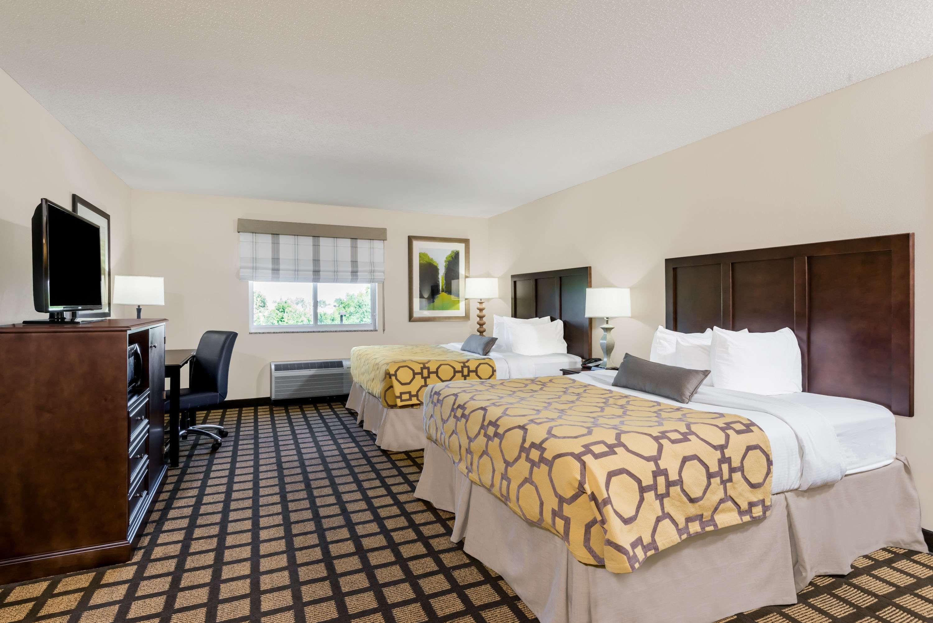 Hotel Baymont By Wyndham Erie à Kearsarge Extérieur photo
