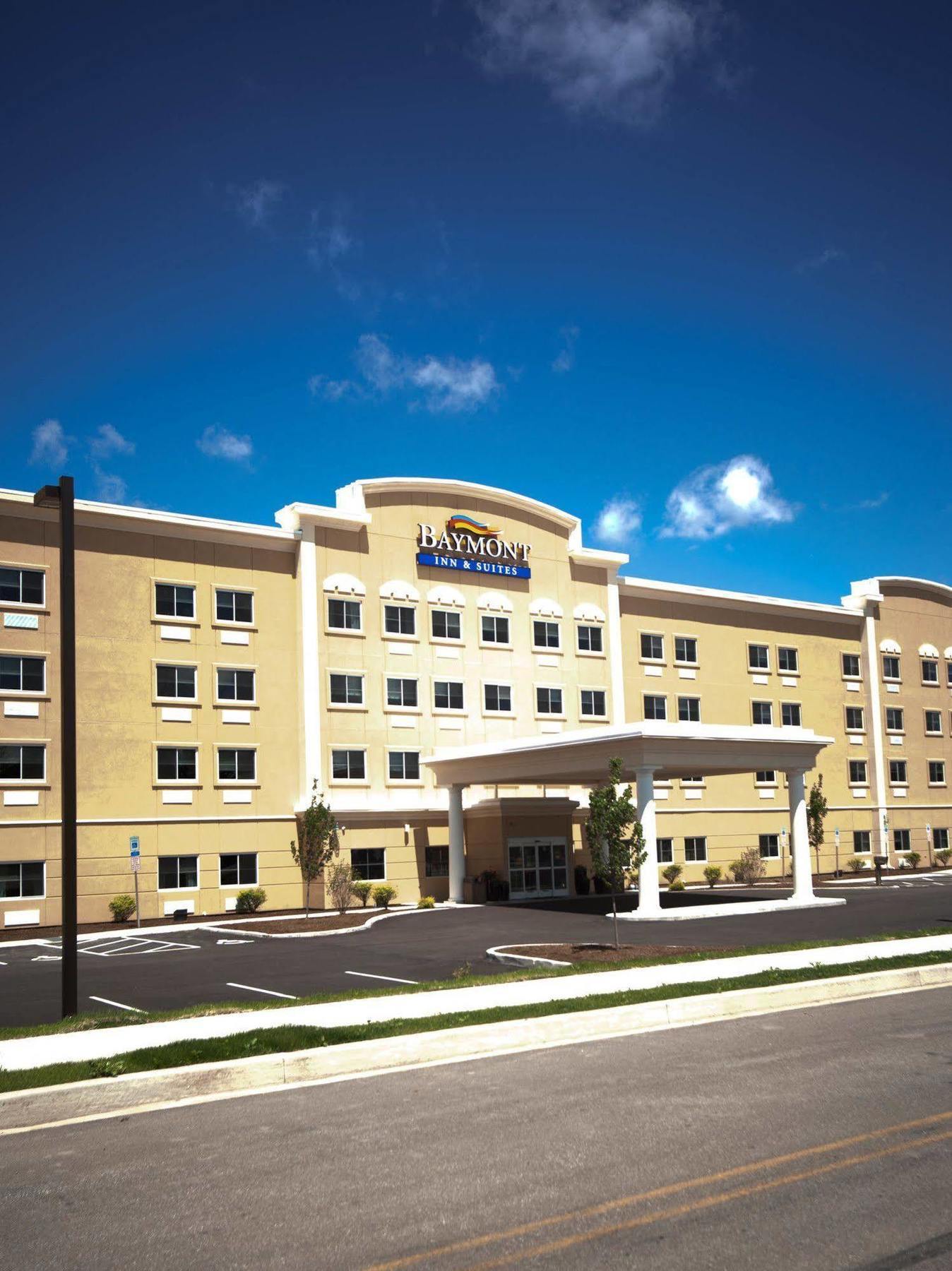 Hotel Baymont By Wyndham Erie à Kearsarge Extérieur photo