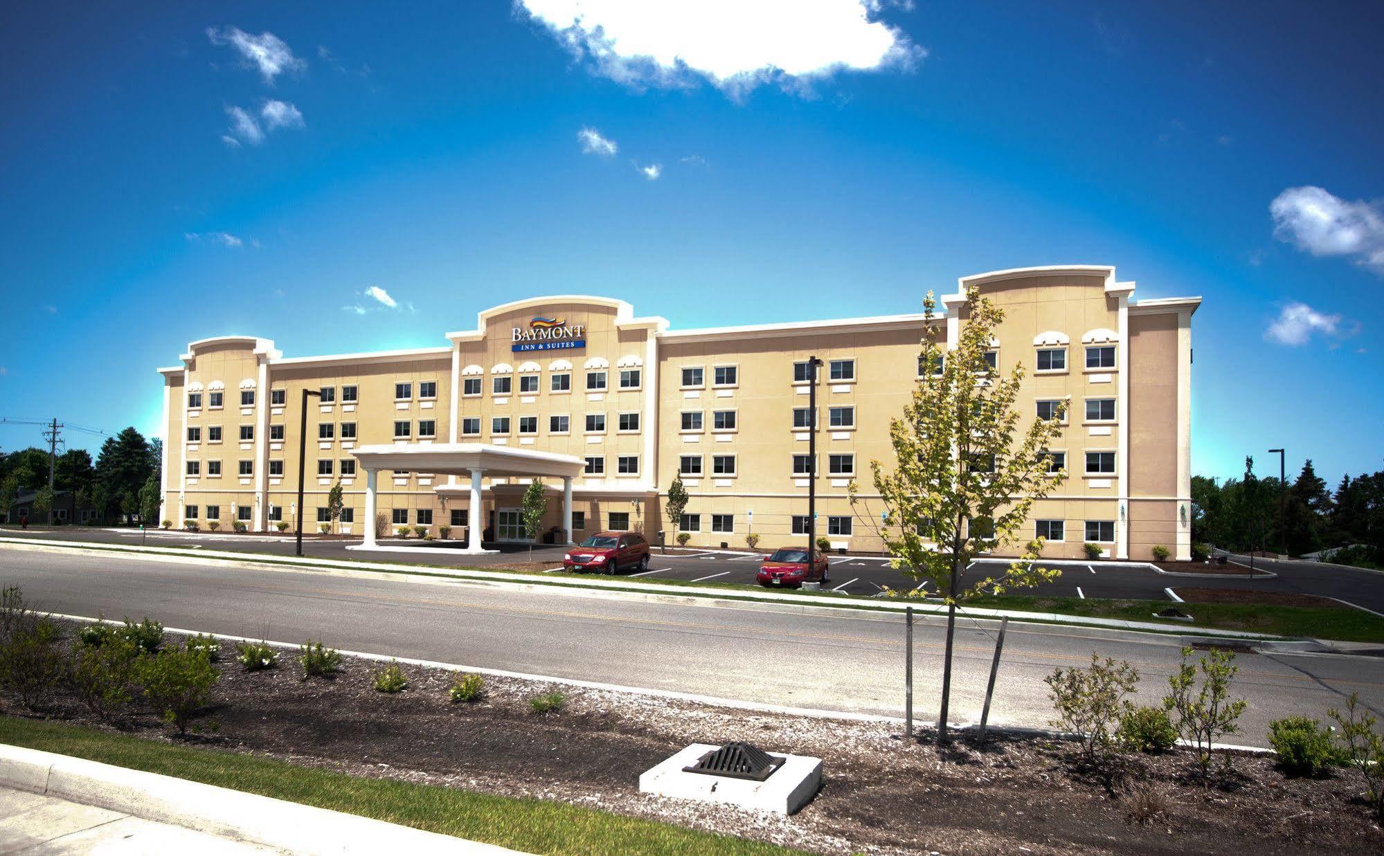 Hotel Baymont By Wyndham Erie à Kearsarge Extérieur photo